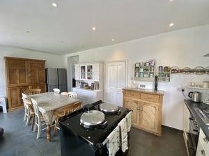Breakfast Kitchen- click for photo gallery